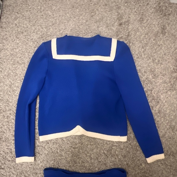 St. John Royal Blue and Cream Knit 2 Piece Suit with Skirt - Picture 5 of 5